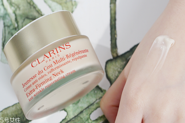 嬌韻詩(shī)頸霜有用嗎 強(qiáng)勢(shì)diss頸紋 嬌韻詩(shī)頸霜有用嗎 強(qiáng)勢(shì)diss頸紋