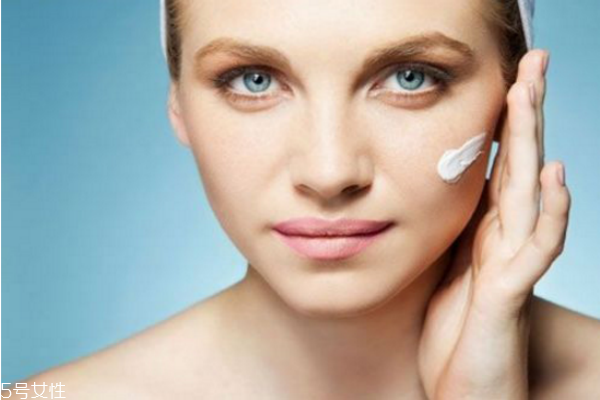 妝前乳是什么 妝前乳的作用 妝前乳是什么 妝前乳的作用