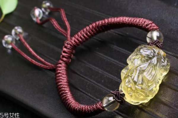 黃水晶貔貅怎么開光 這樣更有靈性 黃水晶貔貅怎么開光 這樣更有靈性