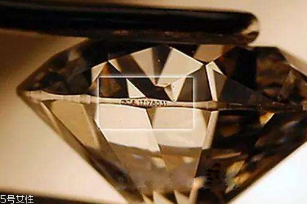 鉆石腰碼如何看到 原來在這個位置 鉆石腰碼如何看到 原來在這個位置