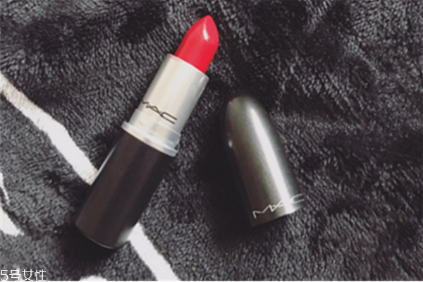 mac cockney和ladybug哪個好 mac cockney試色 mac cockney和ladybug哪個好 mac cockney試色