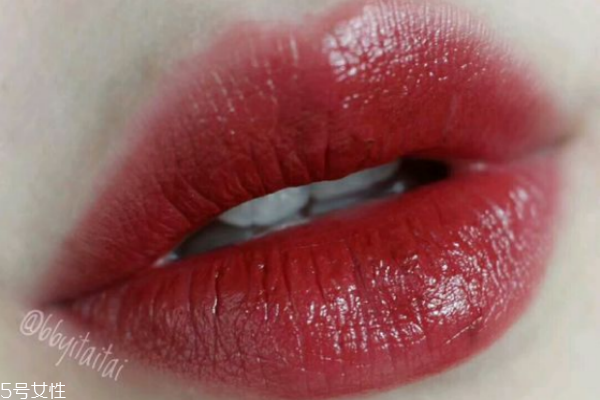 mac dubonnet日常嗎 mac dubonnet和diva對(duì)比試色 mac dubonnet日常嗎 mac dubonnet和diva對(duì)比試色