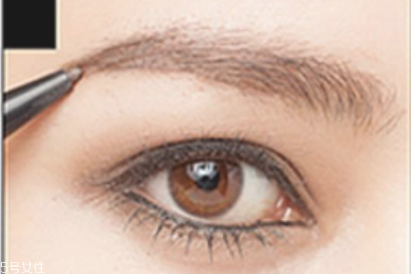 歐美野生眉怎么畫 眉毛的畫法步驟圖解 歐美野生眉怎么畫 眉毛的畫法步驟圖解