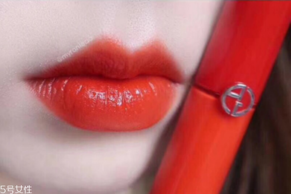 阿瑪尼紅管401適合黃皮嗎 阿瑪尼紅管401真人試色 阿瑪尼紅管401適合黃皮嗎 阿瑪尼紅管401真人試色