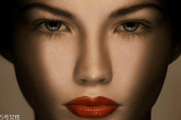 為什么要卸妝 關于卸妝的重要性 為什么要卸妝 關于卸妝的重要性