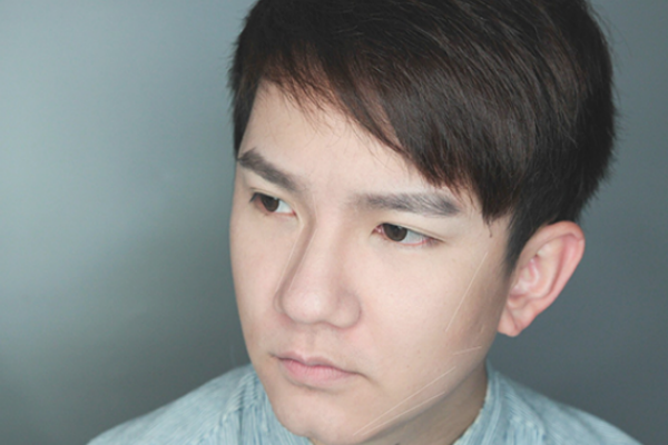 屌絲也能變男神，一個男人的化妝全過程