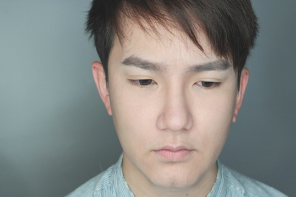 屌絲也能變男神，一個男人的化妝全過程