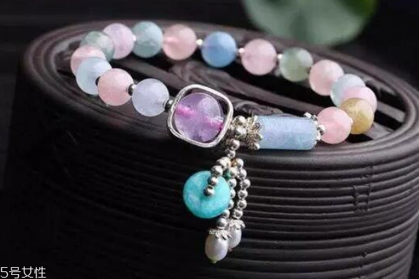 摩根石的功效與作用 非常有靈性 摩根石的功效與作用 非常有靈性