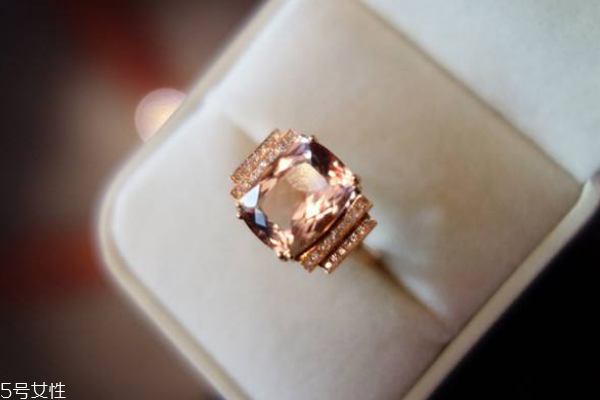 摩根石什么顏色最好 要這樣選擇 摩根石什么顏色最好 要這樣選擇