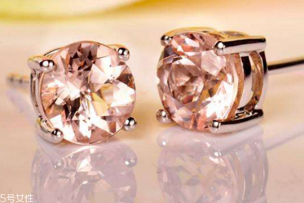 摩根石的寓意 含義很美好 摩根石的寓意 含義很美好