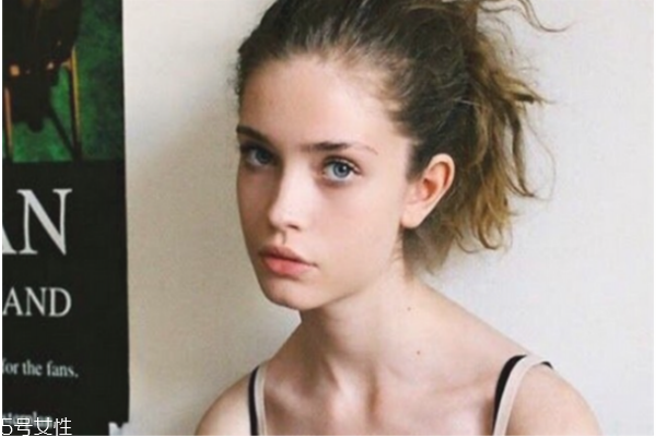 半永久紋眉多少錢 半永久做完眉毛特別紅解決方法 半永久紋眉多少錢 半永久做完眉毛特別紅解決方法