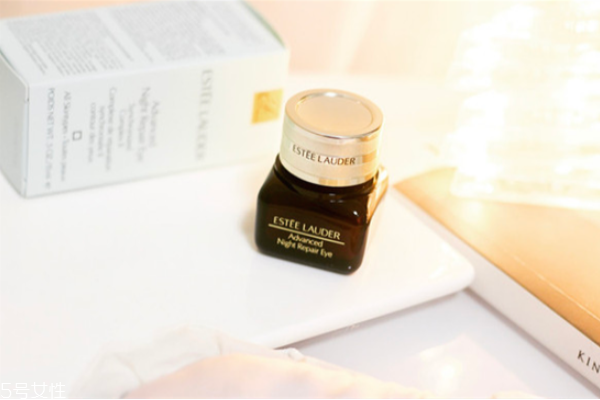 科顏氏眼霜和雅詩蘭黛眼霜哪個好 人氣與口碑兼具的眼霜 科顏氏眼霜和雅詩蘭黛眼霜哪個好 人氣與口碑兼具的眼霜