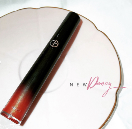 阿瑪尼黑管302好看嗎 阿瑪尼黑管302真人試色 阿瑪尼黑管302好看嗎 阿瑪尼黑管302真人試色