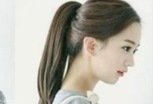 瘦臉齊肩發(fā)型圖片女 這個(gè)長(zhǎng)度干練又溫柔 瘦臉齊肩發(fā)型圖片女 這個(gè)長(zhǎng)度干練又溫柔