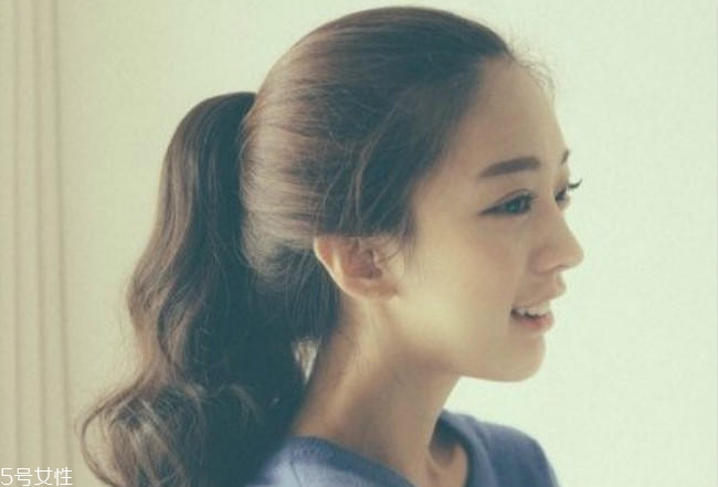 瘦臉齊肩發(fā)型圖片女 這個(gè)長(zhǎng)度干練又溫柔 瘦臉齊肩發(fā)型圖片女 這個(gè)長(zhǎng)度干練又溫柔