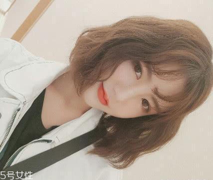 瘦臉齊肩發(fā)型圖片女 這個(gè)長(zhǎng)度干練又溫柔 瘦臉齊肩發(fā)型圖片女 這個(gè)長(zhǎng)度干練又溫柔