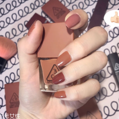 秋冬顯白指甲油顏色推薦 這4個(gè)色妥妥適合黃肌 秋冬顯白指甲油顏色推薦 這4個(gè)色妥妥適合黃肌