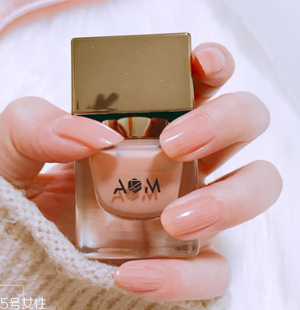 秋冬顯白指甲油顏色推薦 這4個(gè)色妥妥適合黃肌 秋冬顯白指甲油顏色推薦 這4個(gè)色妥妥適合黃肌