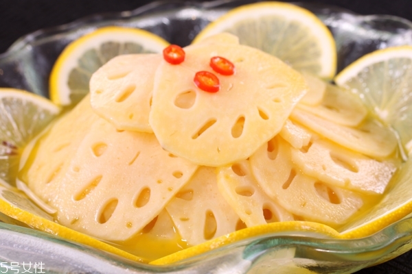 蓮藕為什么會(huì)變黑 是正?，F(xiàn)象