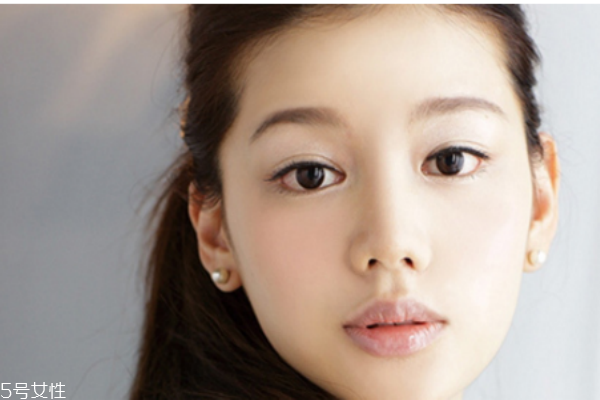 如何美白皮膚小竅門 擺脫暗沉黑皮膚的方法 如何美白皮膚小竅門 擺脫暗沉黑皮膚的方法
