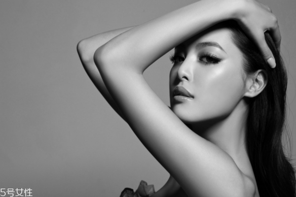 晚上適合用什么護膚品 3種晚間法寶 晚上適合用什么護膚品 3種晚間法寶