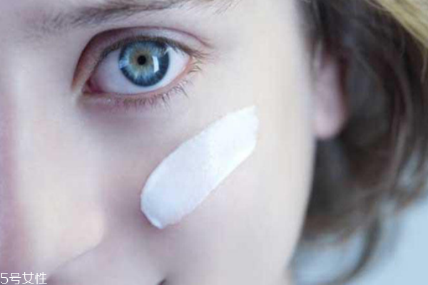 素顏不好看怎么辦 做好3點素顏約會 素顏不好看怎么辦 做好3點素顏約會