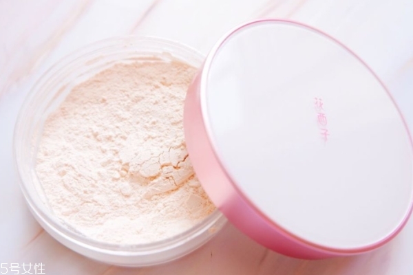 控油散粉哪個好 這款油皮都要買 控油散粉哪個好 這款油皮都要買