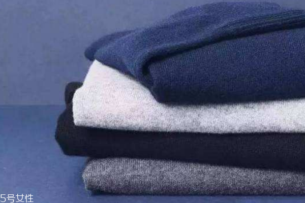 羊絨混紡會起球嗎 保養(yǎng)措施很重要 羊絨混紡會起球嗎 保養(yǎng)措施很重要