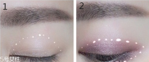 圣誕節(jié)妝容教程圖片 圣誕創(chuàng)意妝容畫法 圣誕節(jié)妝容教程圖片 圣誕創(chuàng)意妝容畫法