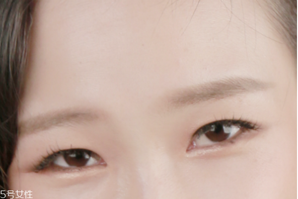 怎么畫性感的妝容 性感風(fēng)的妝容教程 怎么畫性感的妝容 性感風(fēng)的妝容教程