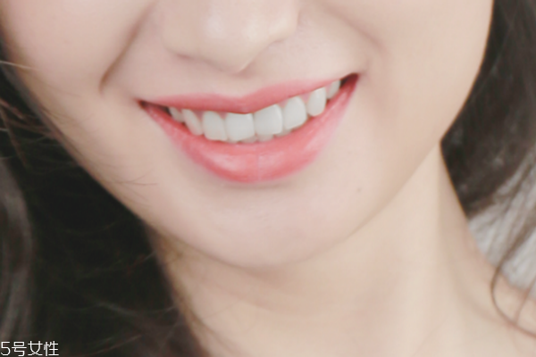 怎么畫性感的妝容 性感風(fēng)的妝容教程 怎么畫性感的妝容 性感風(fēng)的妝容教程