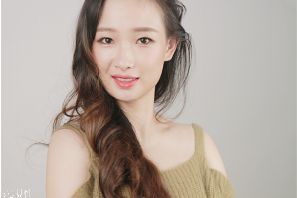 怎么畫性感的妝容 性感風(fēng)的妝容教程 怎么畫性感的妝容 性感風(fēng)的妝容教程