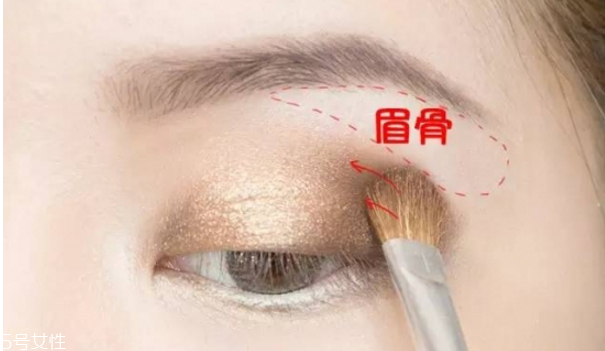 怎么畫性感的妝容 性感風(fēng)的妝容教程 怎么畫性感的妝容 性感風(fēng)的妝容教程