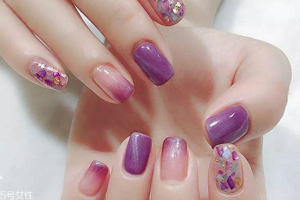 秋季紫色美甲圖片 這幾款讓你更動(dòng)人 秋季紫色美甲圖片 這幾款讓你更動(dòng)人