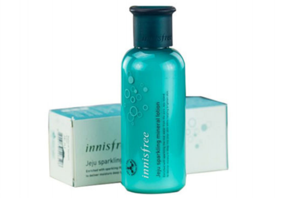 悅詩(shī)風(fēng)吟適合什么年齡 悅詩(shī)風(fēng)吟這個(gè)系列補(bǔ)水好 悅詩(shī)風(fēng)吟適合什么年齡 悅詩(shī)風(fēng)吟這個(gè)系列補(bǔ)水好