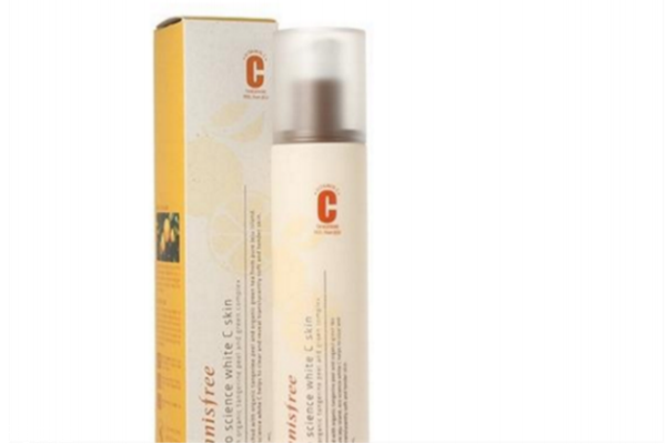 悅詩(shī)風(fēng)吟適合什么年齡 悅詩(shī)風(fēng)吟這個(gè)系列補(bǔ)水好 悅詩(shī)風(fēng)吟適合什么年齡 悅詩(shī)風(fēng)吟這個(gè)系列補(bǔ)水好