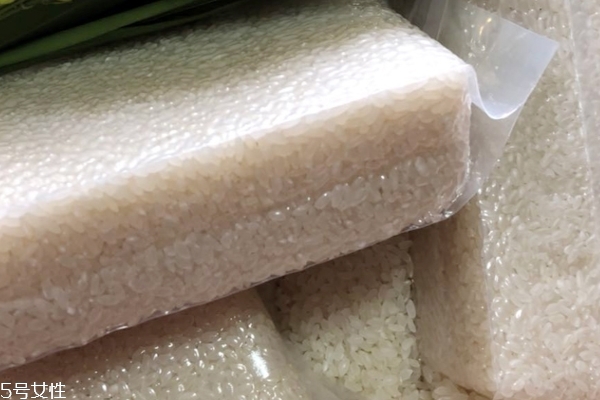 東北大米怎么洗 是有方法的 東北大米怎么洗 是有方法的