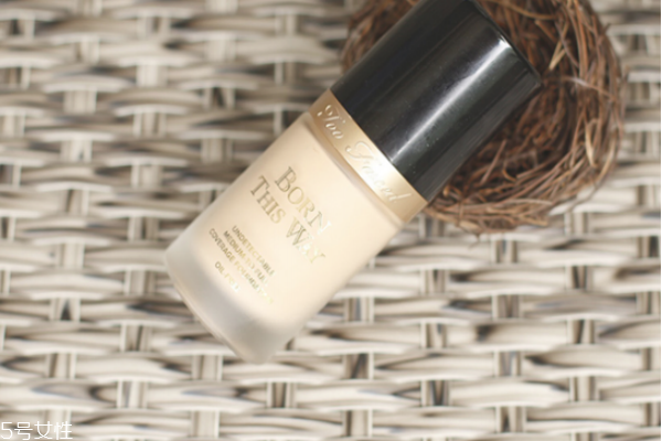 干皮秋冬粉底液推薦 冬季滋潤(rùn)底妝產(chǎn)品 干皮秋冬粉底液推薦 冬季滋潤(rùn)底妝產(chǎn)品