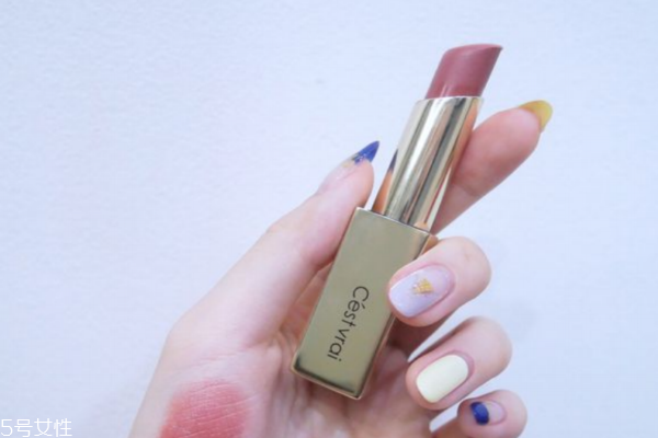 水潤(rùn)口紅哪個(gè)牌子好 5款水潤(rùn)型口紅遠(yuǎn)離干唇 水潤(rùn)口紅哪個(gè)牌子好 5款水潤(rùn)型口紅遠(yuǎn)離干唇