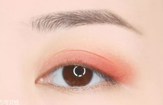 2018年最流行的妝容 2018妝容流行趨勢 2018年最流行的妝容 2018妝容流行趨勢