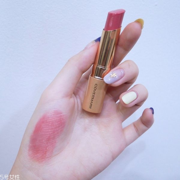 水潤(rùn)口紅哪個(gè)牌子好 5款水潤(rùn)型口紅遠(yuǎn)離干唇 水潤(rùn)口紅哪個(gè)牌子好 5款水潤(rùn)型口紅遠(yuǎn)離干唇