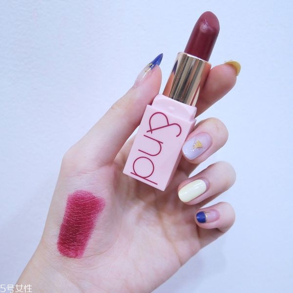 水潤(rùn)口紅哪個(gè)牌子好 5款水潤(rùn)型口紅遠(yuǎn)離干唇 水潤(rùn)口紅哪個(gè)牌子好 5款水潤(rùn)型口紅遠(yuǎn)離干唇