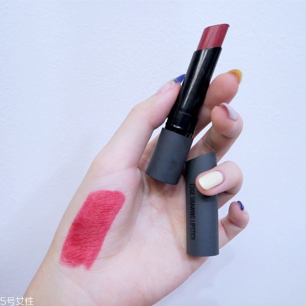 水潤(rùn)口紅哪個(gè)牌子好 5款水潤(rùn)型口紅遠(yuǎn)離干唇 水潤(rùn)口紅哪個(gè)牌子好 5款水潤(rùn)型口紅遠(yuǎn)離干唇