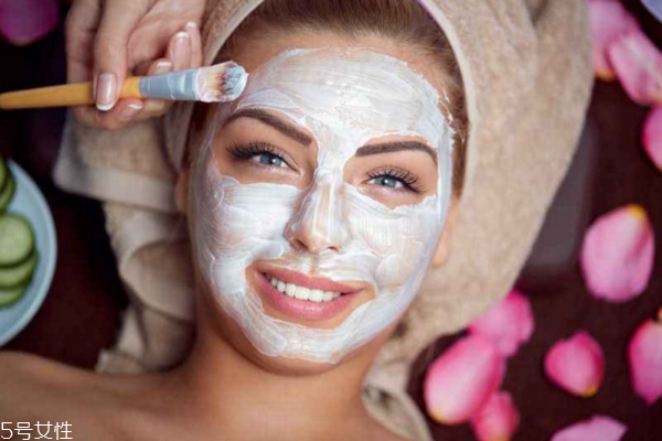 教你怎樣自己在家做面膜 比精華都好用 教你怎樣自己在家做面膜 比精華都好用