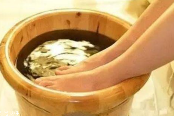 怎樣泡腳才是最有效果的?泡腳也是一種學(xué)問 怎樣泡腳才是最有效果的?泡腳也是一種學(xué)問