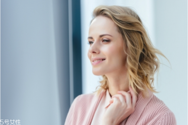 怎樣卸妝不傷皮膚 十大卸妝小知識(shí) 怎樣卸妝不傷皮膚 十大卸妝小知識(shí)