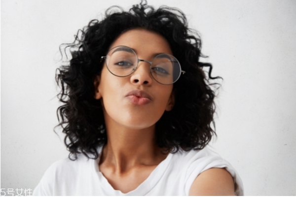 睫毛膏哪款最好用 刷出濃密長(zhǎng)睫毛 睫毛膏哪款最好用 刷出濃密長(zhǎng)睫毛