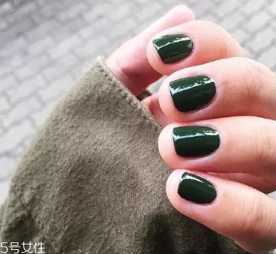 藍(lán)綠色美甲適合冬天嗎 6款秋冬藍(lán)綠色美甲 藍(lán)綠色美甲適合冬天嗎 6款秋冬藍(lán)綠色美甲