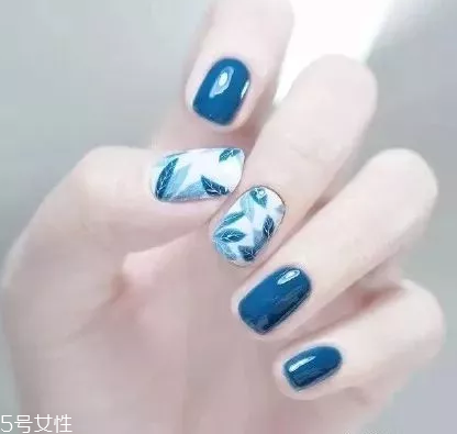 藍(lán)綠色美甲適合冬天嗎 6款秋冬藍(lán)綠色美甲 藍(lán)綠色美甲適合冬天嗎 6款秋冬藍(lán)綠色美甲