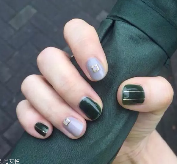 藍(lán)綠色美甲適合冬天嗎 6款秋冬藍(lán)綠色美甲 藍(lán)綠色美甲適合冬天嗎 6款秋冬藍(lán)綠色美甲